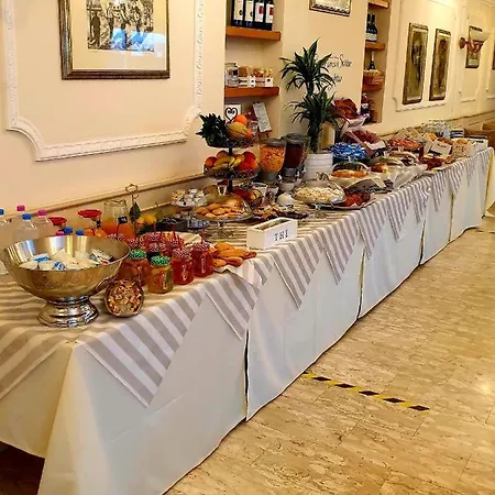 Tahiti Hotell Viareggio