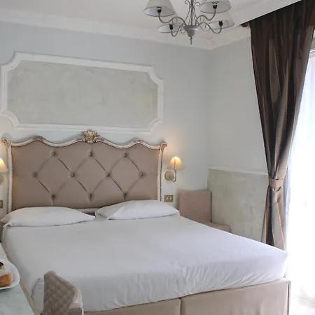 Hotell Tahiti Viareggio