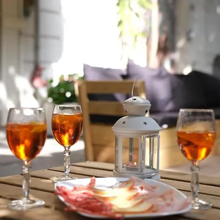 Tahiti Hotell Viareggio