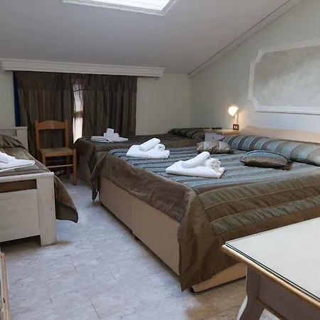 Hotell Tahiti 3*