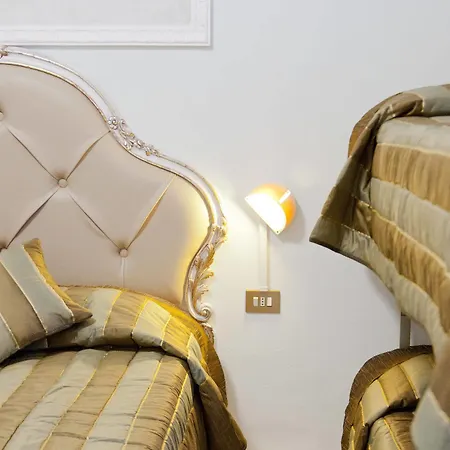 Hotell Tahiti Viareggio
