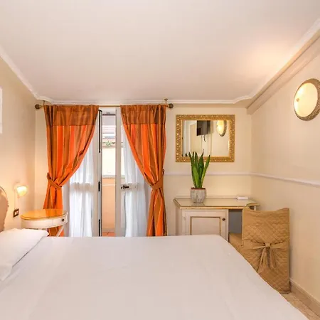 Tahiti Hotel Viareggio